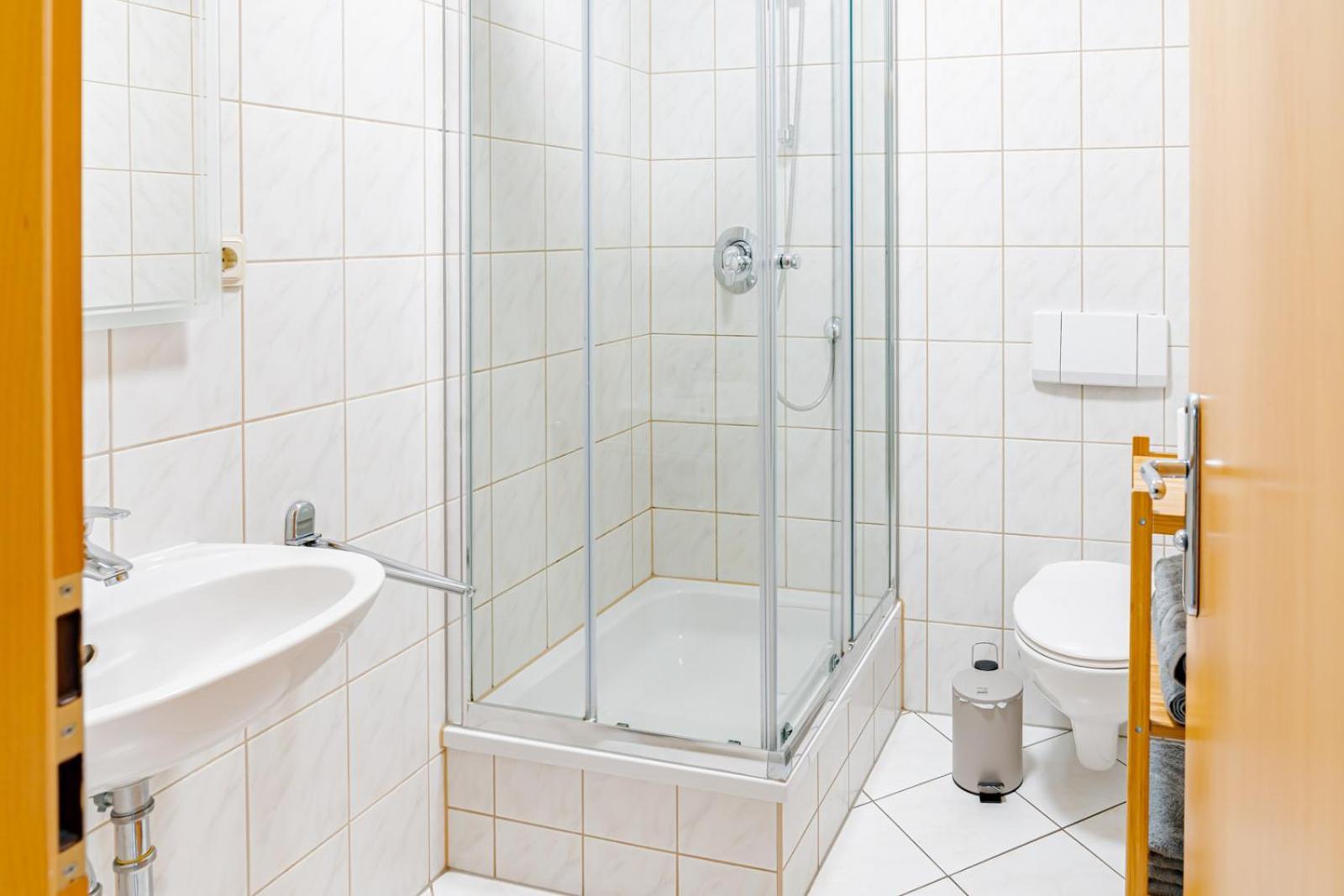 Apartmenthaus Chrischanshof Росток Номер фото